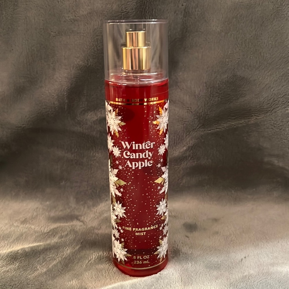 Bath & Body Works - Fine Fragrance Mist - 8 fl oz  - Winter Candy Apple